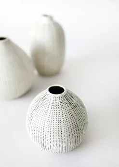 Afloral Set Of 3 Dotted Stoneware Bud Vases - 3.4-4.75